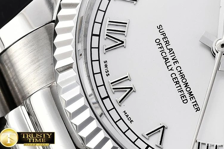 0414 Durable RDD0215B – DayDate 36mm 684